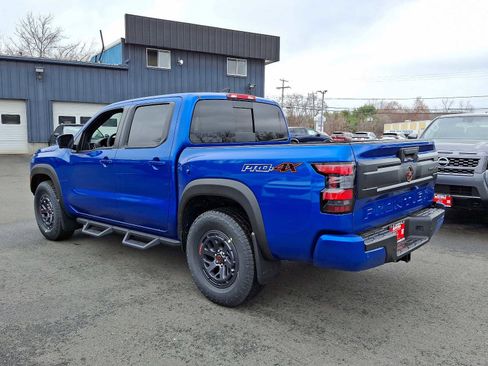 New 2025 Nissan Frontier PRO-4X w/ Pro Convenience Package image 6