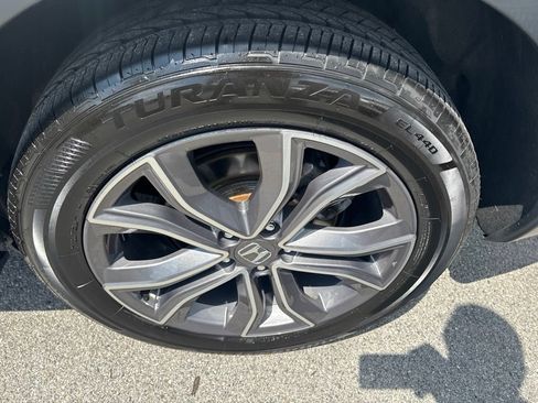 Used 2020 Honda CR-V Touring image 28