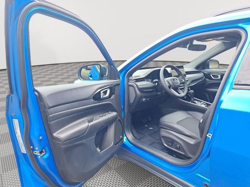 New 2026 Jeep Compass Latitude w/ Quick Order Package 29K image 11