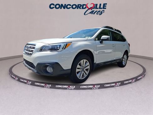 Used 2016 Subaru Outback 2.5i Premium AWD/4WD image 3