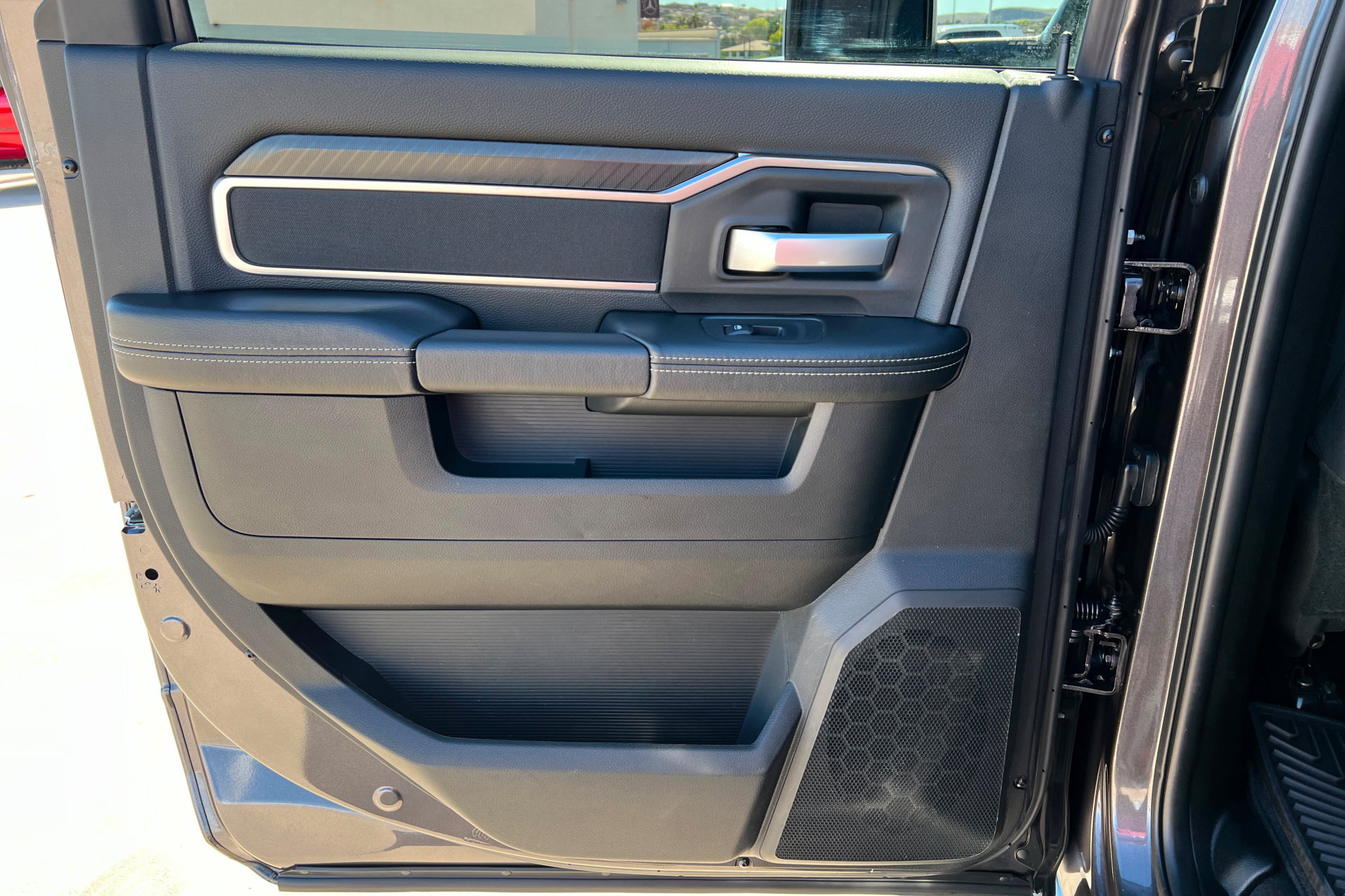 Used 2025 RAM 2500 Big Horn AWD/4WD image 19