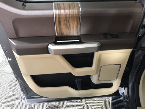 Used 2020 Ford F150 Lariat w/ Equipment Group 502A Luxury image 20