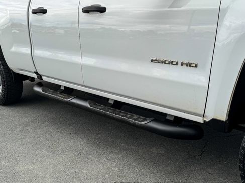 Used 2019 Chevrolet Silverado 2500 W/T w/ Snow Plow Prep Package AWD/4WD image 11