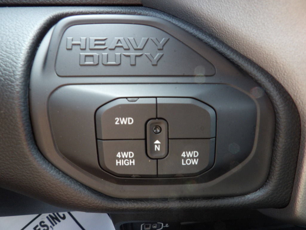 Used 2026 RAM 2500 Big Horn AWD/4WD image 23