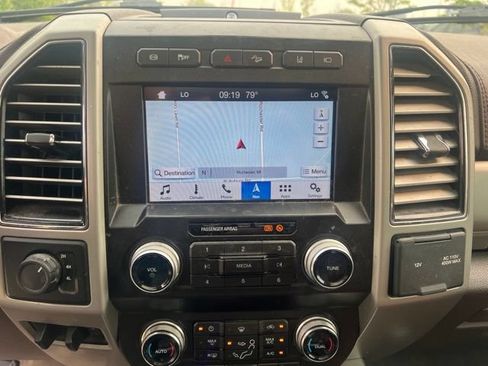 Used 2019 Ford F450 King Ranch w/ King Ranch Ultimate Package AWD/4WD image 24