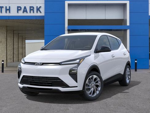 New 2027 Chevrolet Bolt LT w/ Comfort Package FWD image 6
