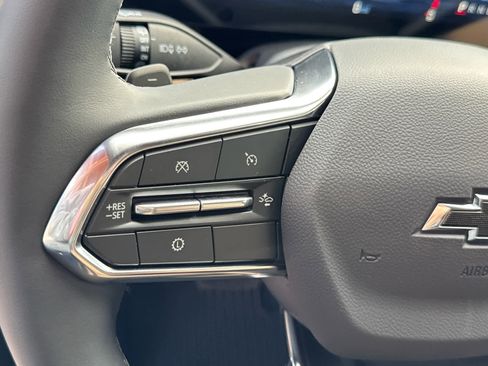 New 2026 Chevrolet Equinox ACTIV w/ Convenience Package III image 16