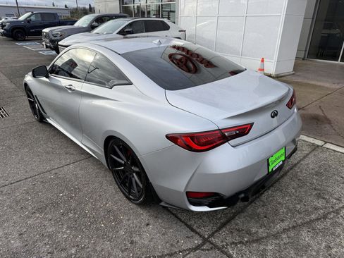 Used 2020 INFINITI Q60 3.0t Luxe image 4