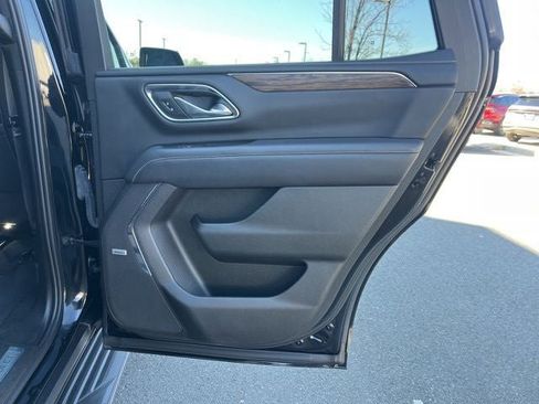 Used 2023 Chevrolet Tahoe Premier image 19