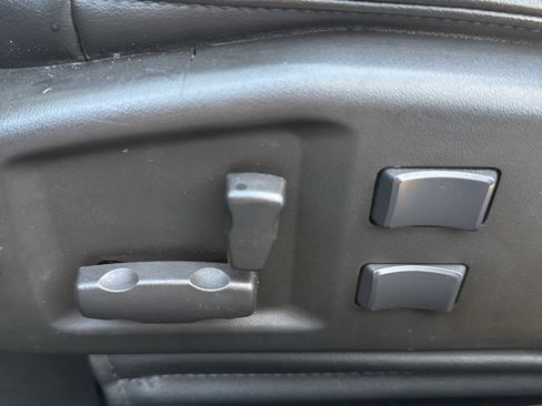 Used 2004 Cadillac XLR 2DR CONV image 47