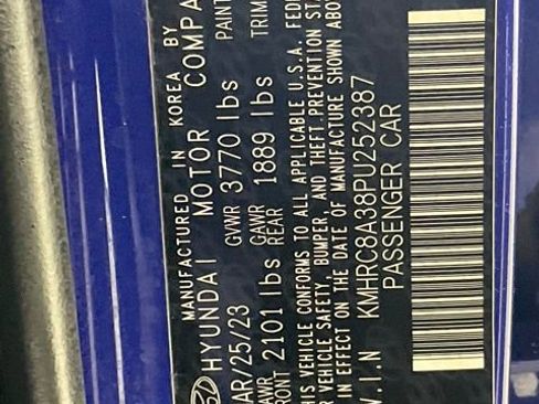 Used 2023 Hyundai Venue SEL image 26