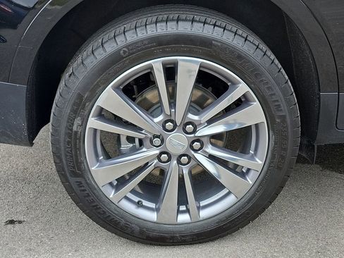 Used 2024 Cadillac XT5 Premium Luxury AWD/4WD image 7
