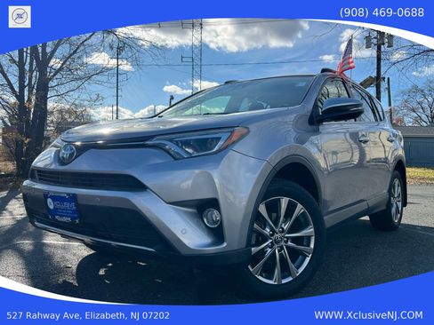 Used 2017 Toyota RAV4 Limited image 1