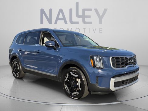 Used 2024 Kia Telluride S FWD image 7