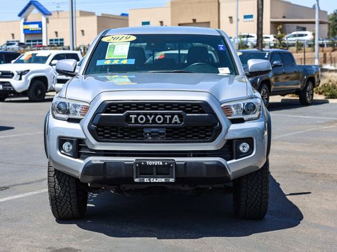 Used 2019 Toyota Tacoma TRD Off-Road AWD/4WD image 17