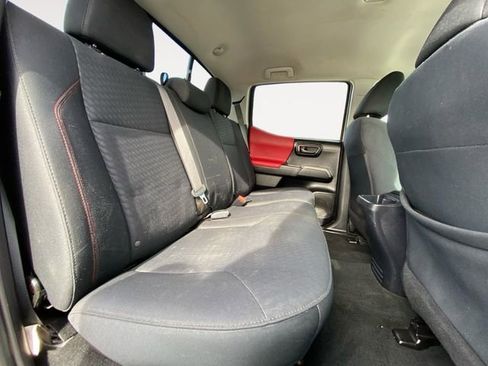 Used 2020 Toyota Tacoma SR5 image 14