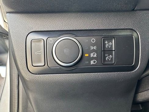 Used 2023 Ford Escape ST-Line image 25