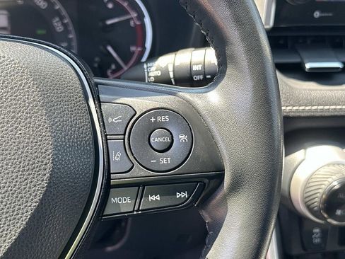 Used 2022 Toyota RAV4 Limited AWD/4WD image 19