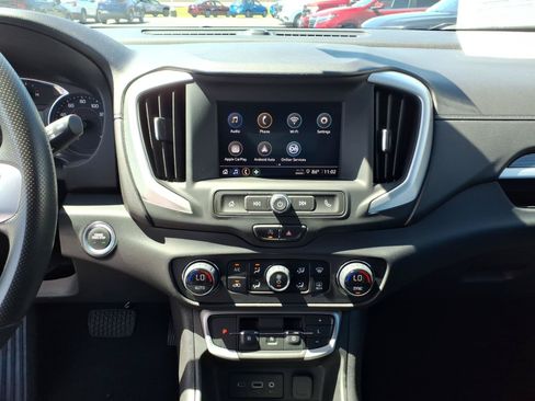 Used 2023 GMC Terrain SLE w/ Driver Convenience Package FWD image 10