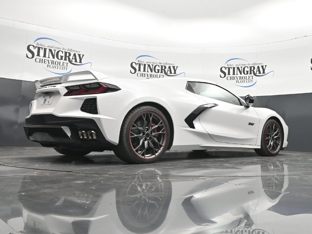 Used 2023 Chevrolet Corvette Stingray Premium Conv w/ Z51 Performance Package RWD image 32