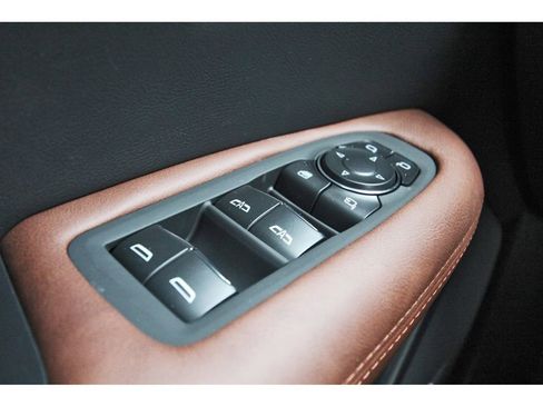 New 2026 Cadillac XT5 Premium Luxury w/ Driver Assist Package image 14