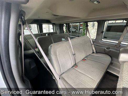 Used 2023 Chevrolet Express 3500 LT w/ LT Preferred Equipment Group image 17