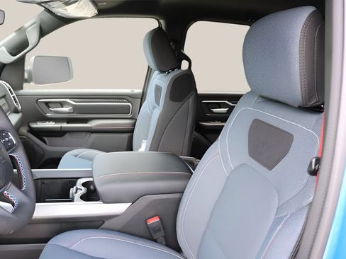 New 2026 RAM 1500 4x4 Crew Cab image 12