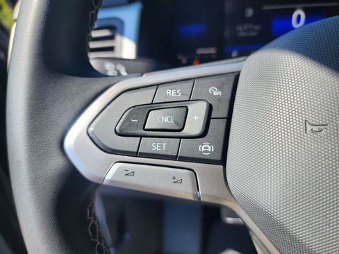 Used 2022 Volkswagen Atlas Cross Sport SE image 29