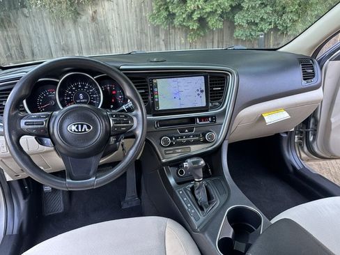 Used 2015 Kia Optima LX FWD image 23