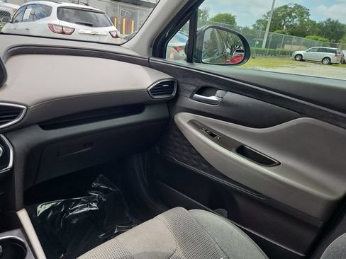 Used 2019 Hyundai Santa Fe SE FWD image 9