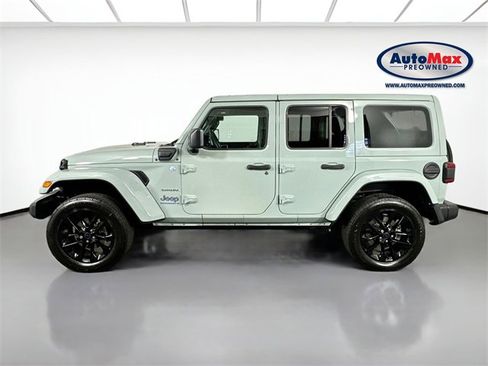 Used 2024 Jeep Wrangler Unlimited Sahara image 8