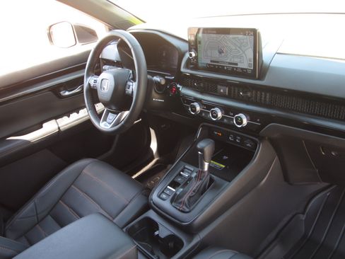 Used 2023 Honda CR-V Sport Touring image 10
