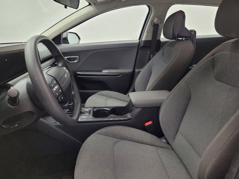 Used 2025 Kia K4 FWD image 17