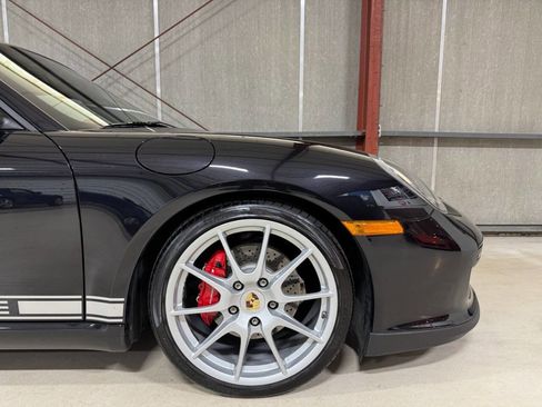 Used 2011 Porsche Boxster Spyder RWD image 39