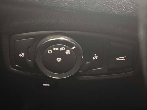 Used 2017 Lincoln MKC Premiere image 18