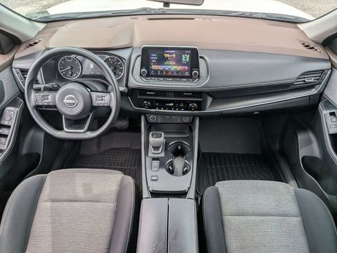 Used 2023 Nissan Rogue SV FWD image 29