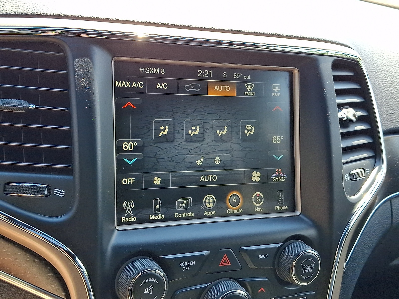 Used 2017 Jeep Grand Cherokee Limited AWD/4WD image 17