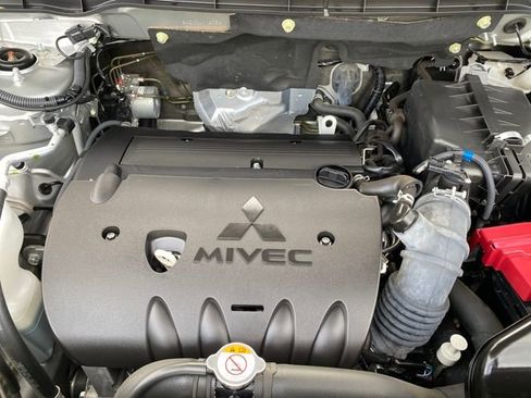 Used 2022 Mitsubishi Outlander Sport SE image 22