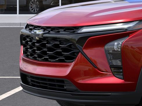 New 2026 Chevrolet Trax LT w/ Sunroof Package FWD image 13