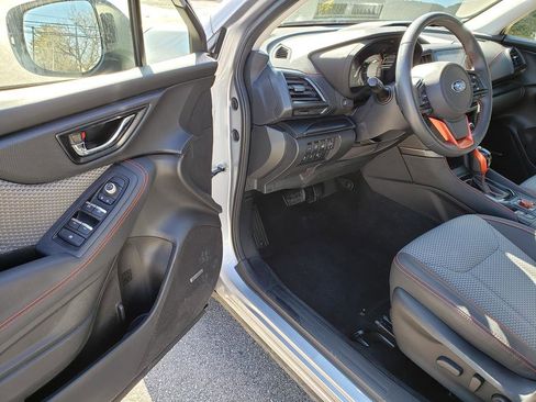 Used 2023 Subaru Forester Sport image 8