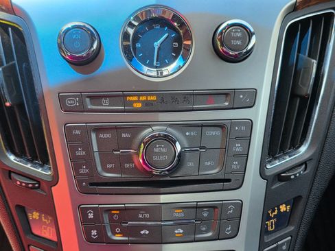 Used 2011 Cadillac CTS Premium image 27