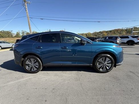 Certified 2025 Nissan Murano SL image 4