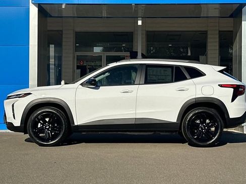 New 2026 Chevrolet Trax ACTIV w/ Driver Confidence Package FWD image 9