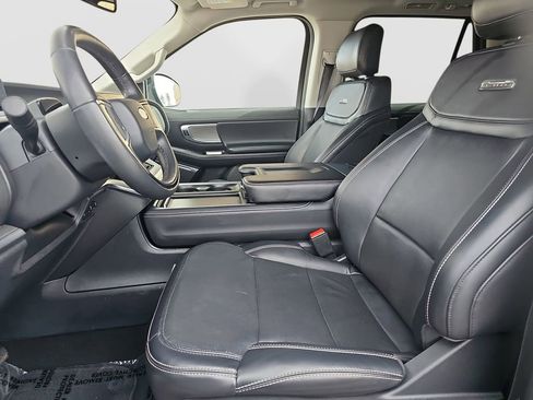 Used 2025 Ford Expedition Max Platinum w/ Driver's Package image 17
