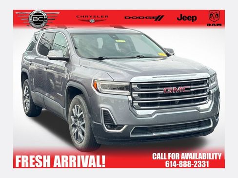 Used 2022 GMC Acadia SLT w/ Technology Package FWD image 1