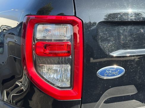 Used 2021 Ford Bronco Sport AWD/4WD image 10