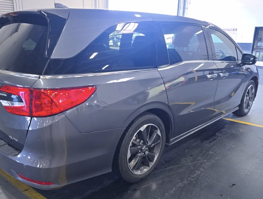Used 2024 Honda Odyssey Elite image 13