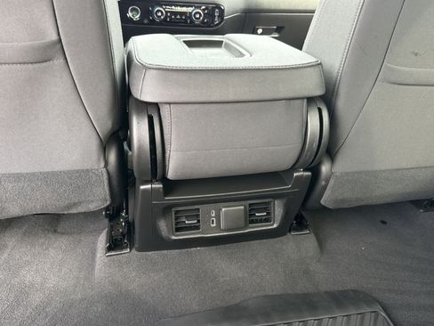 Used 2024 Chevrolet Silverado 1500 LT AWD/4WD image 24