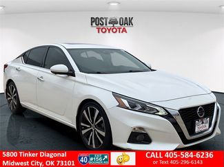 Used 2019 Nissan Altima 2.5 Platinum image 1