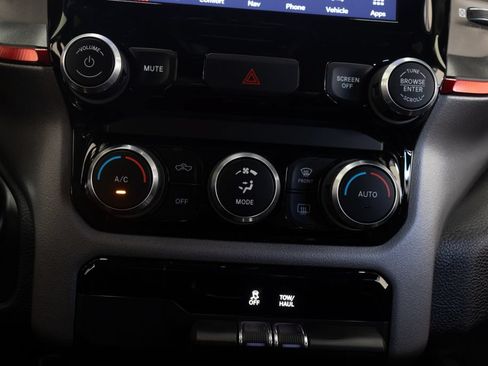 Used 2024 RAM 1500 Rebel AWD/4WD image 33